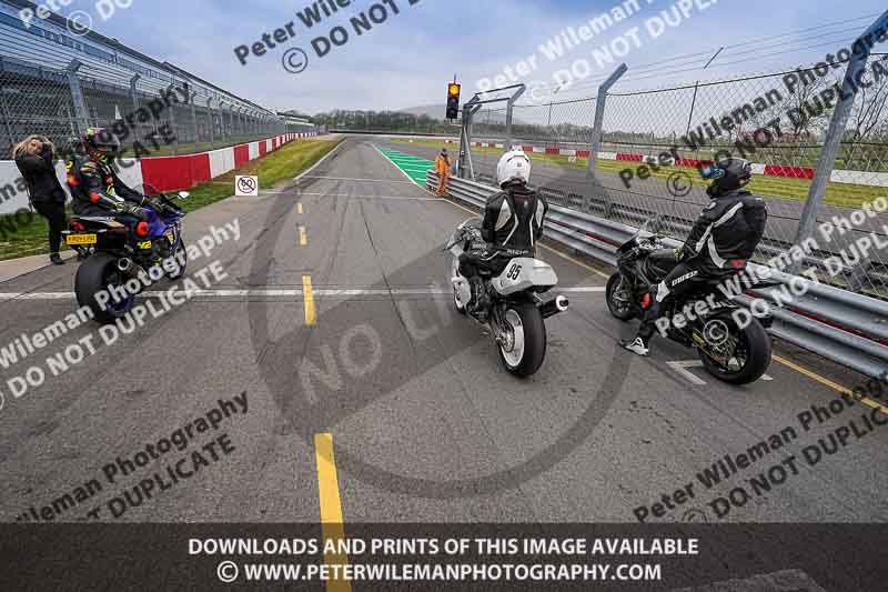 donington no limits trackday;donington park photographs;donington trackday photographs;no limits trackdays;peter wileman photography;trackday digital images;trackday photos